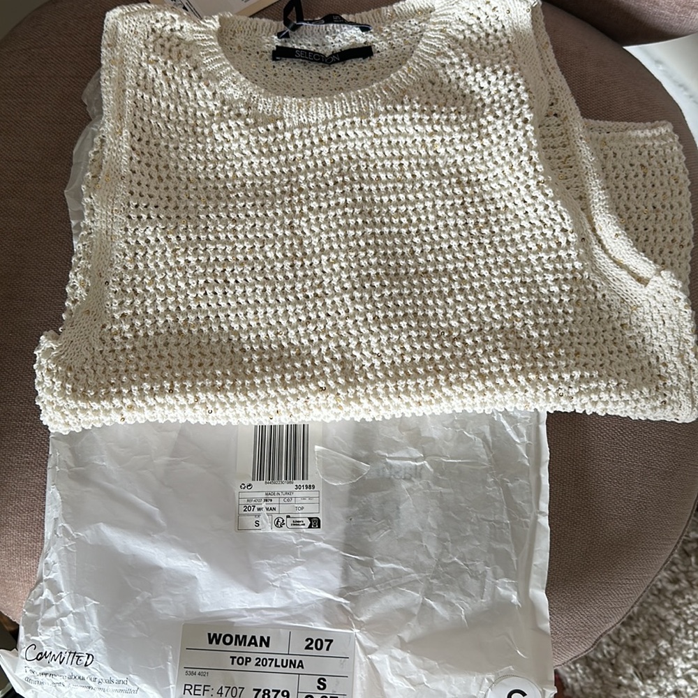 NWT Openwork Knit Top by Mango - Picture 8 of 8